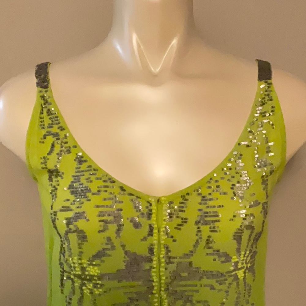 Stunning lime green summer top